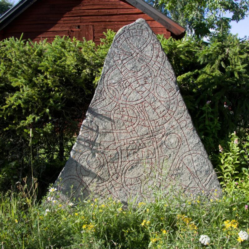 runestone brunnby frocc88sthult