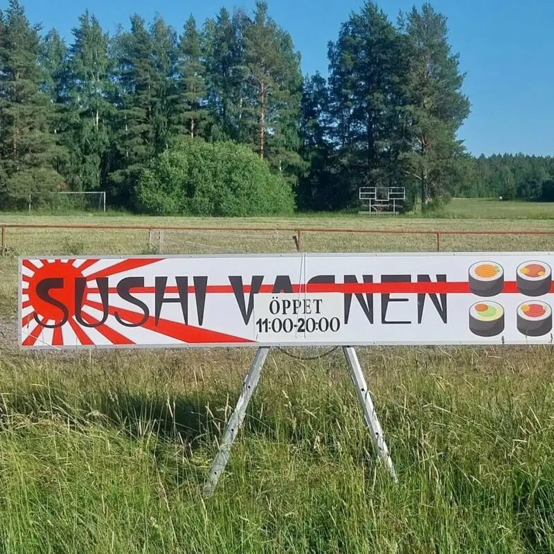 Skylt "sushi-vagnen"